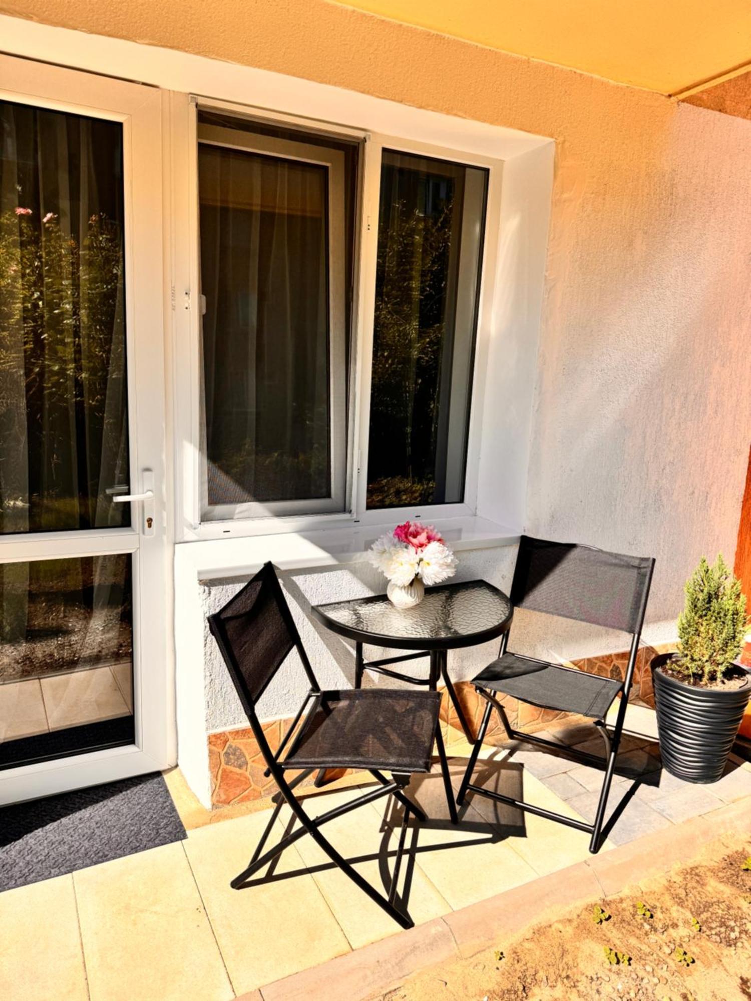 Otilia Home Hunedoara Buitenkant foto