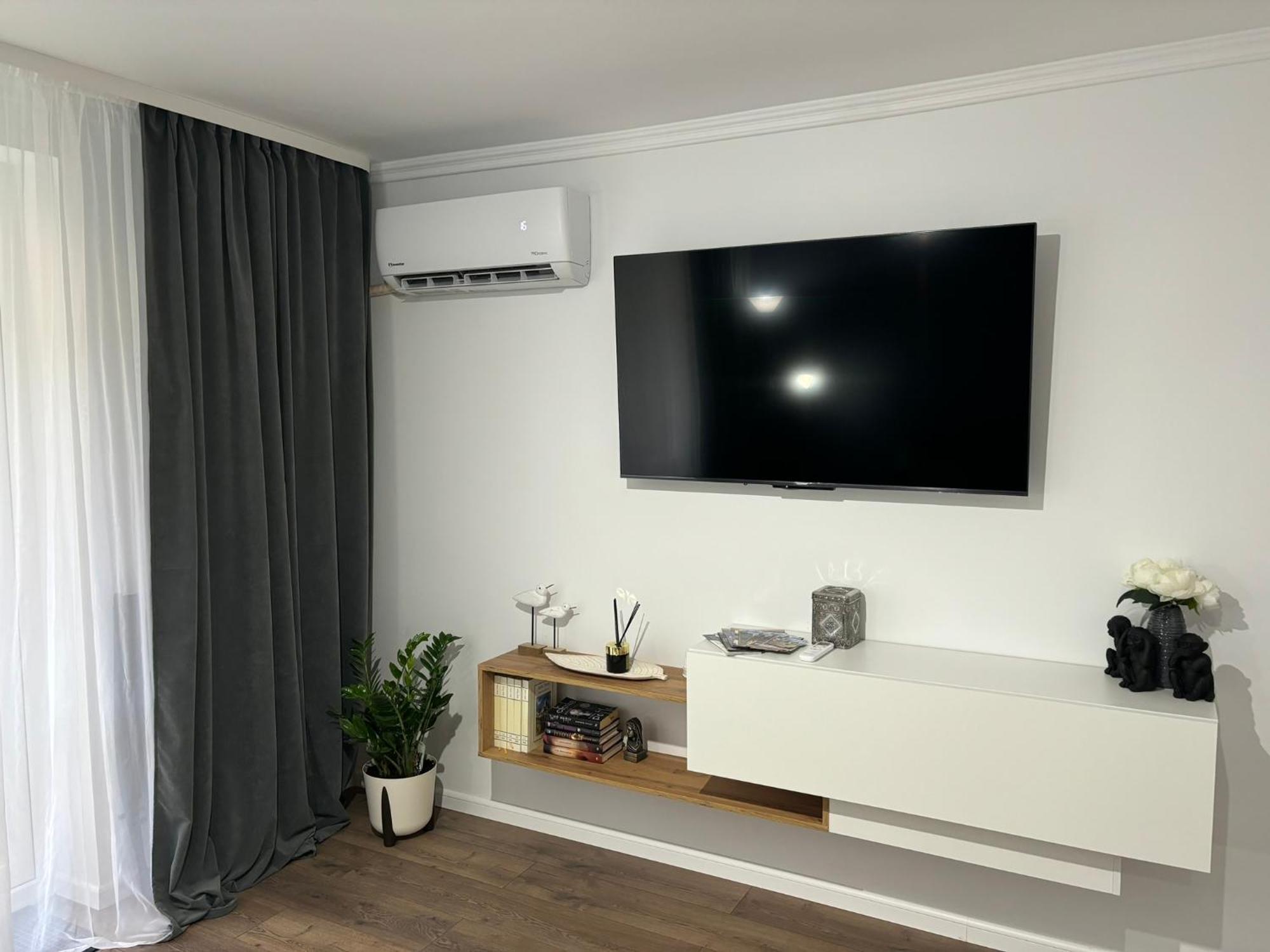 Otilia Home Hunedoara Buitenkant foto