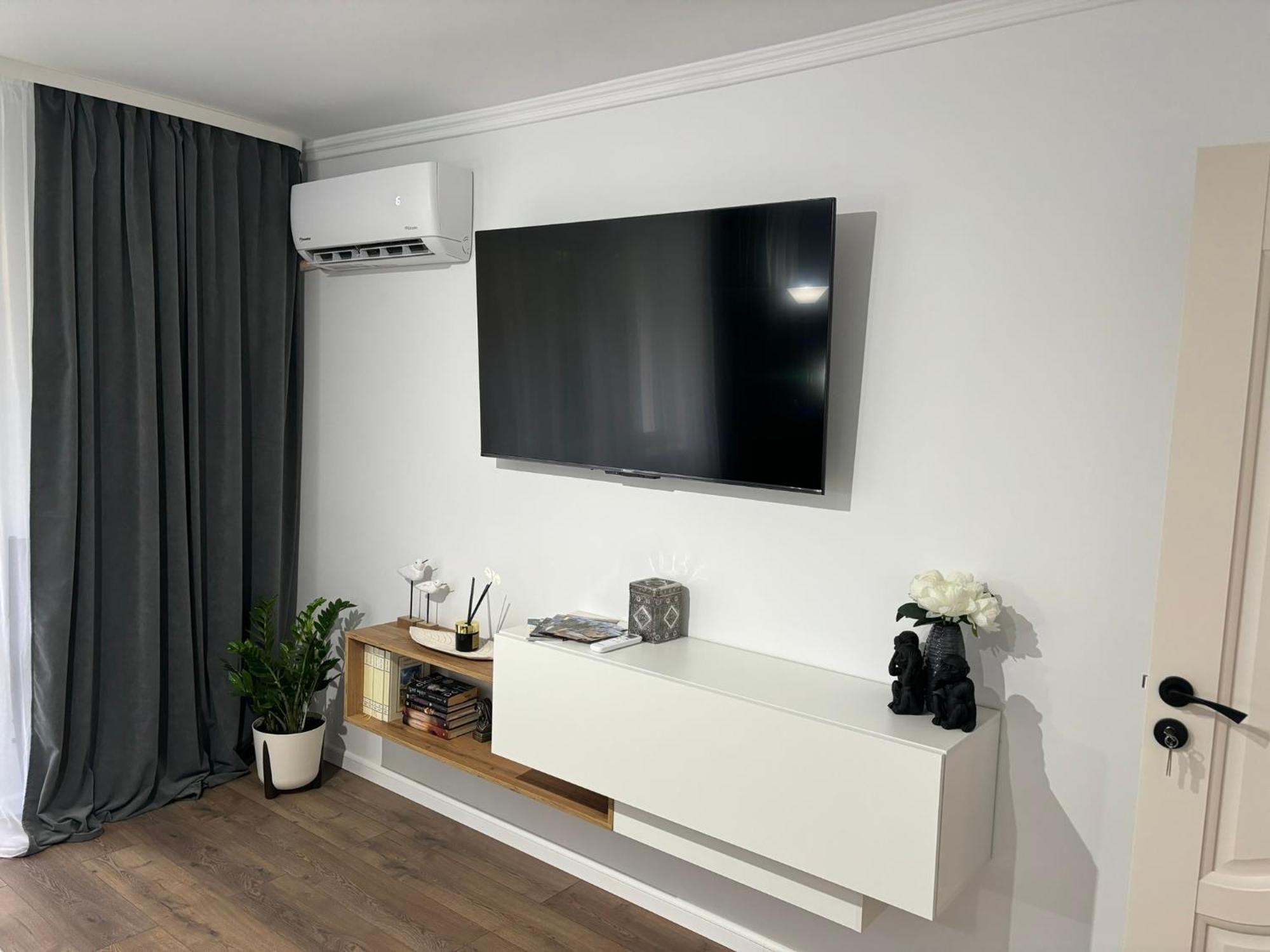 Otilia Home Hunedoara Buitenkant foto